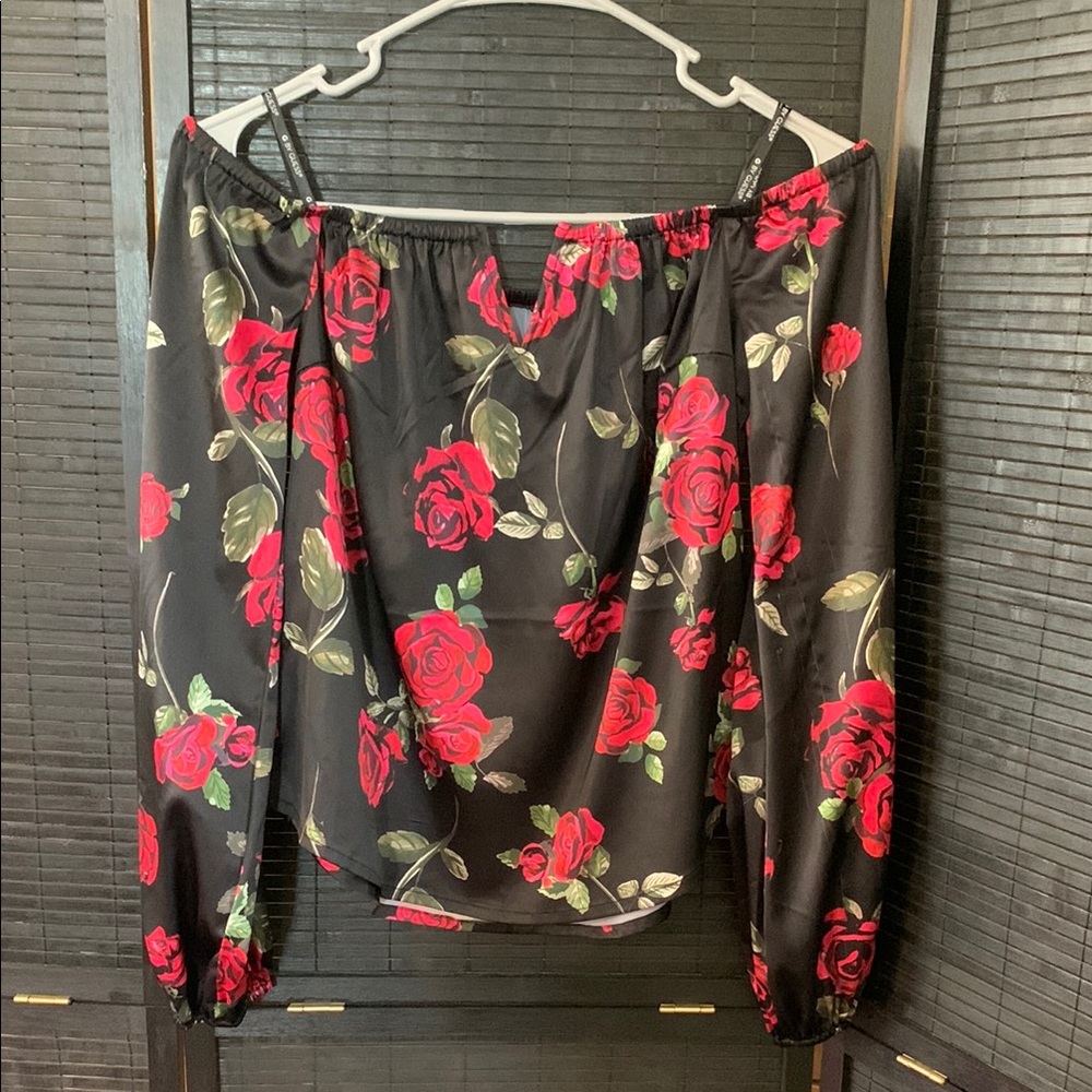 Guess Black and Red Roses Off-the-Shoulder Puff Sleeve Blouse